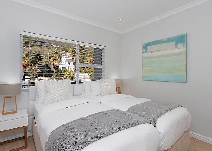 Stunning Sea View Apartment - Camps Bay