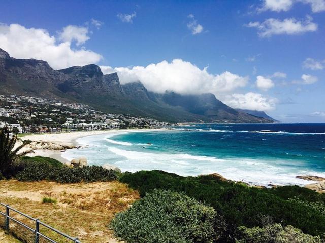 Stunning Sea View - Camps Bay Apartment