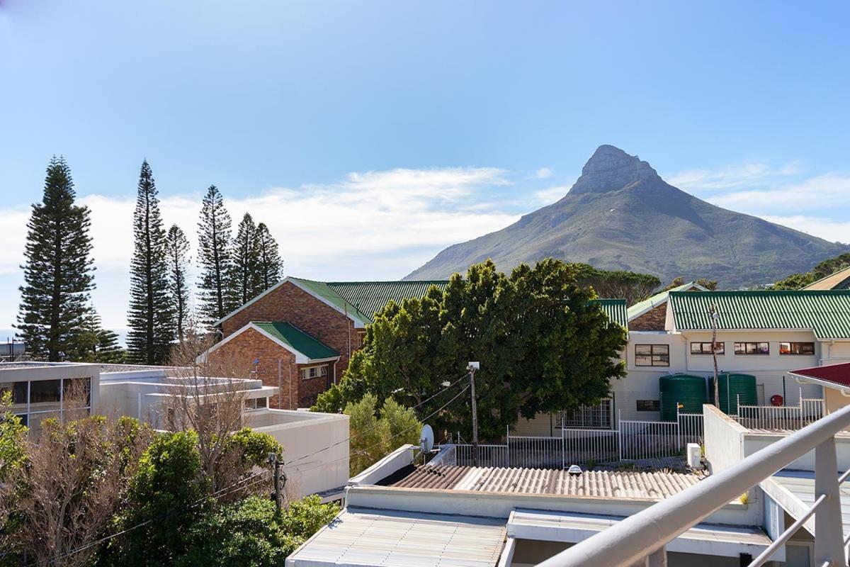 Stunning Sea View - Camps Bay Apartment